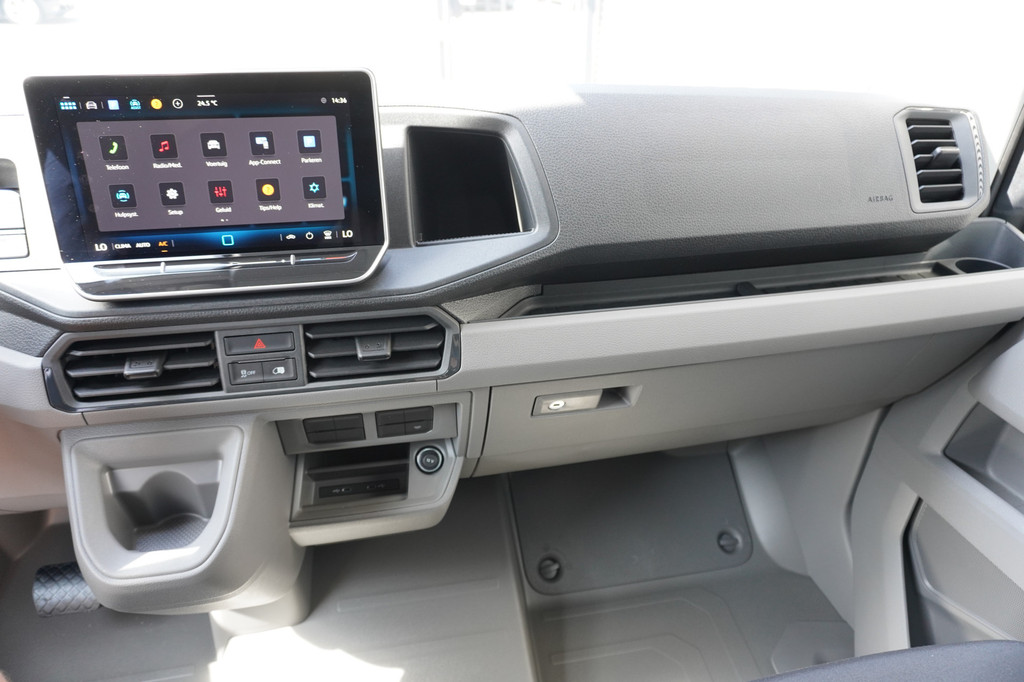 Volkswagen Crafter 35 2.0 TDI 177 PK Aut. L3H3 Highline, Climatronic, Comfort plus bijrijdersstoel, Trekhaak 14