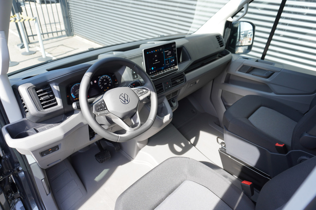Volkswagen Crafter 35 2.0 TDI 177 PK Aut. L3H3 Highline, Climatronic, Comfort plus bijrijdersstoel, Trekhaak 16