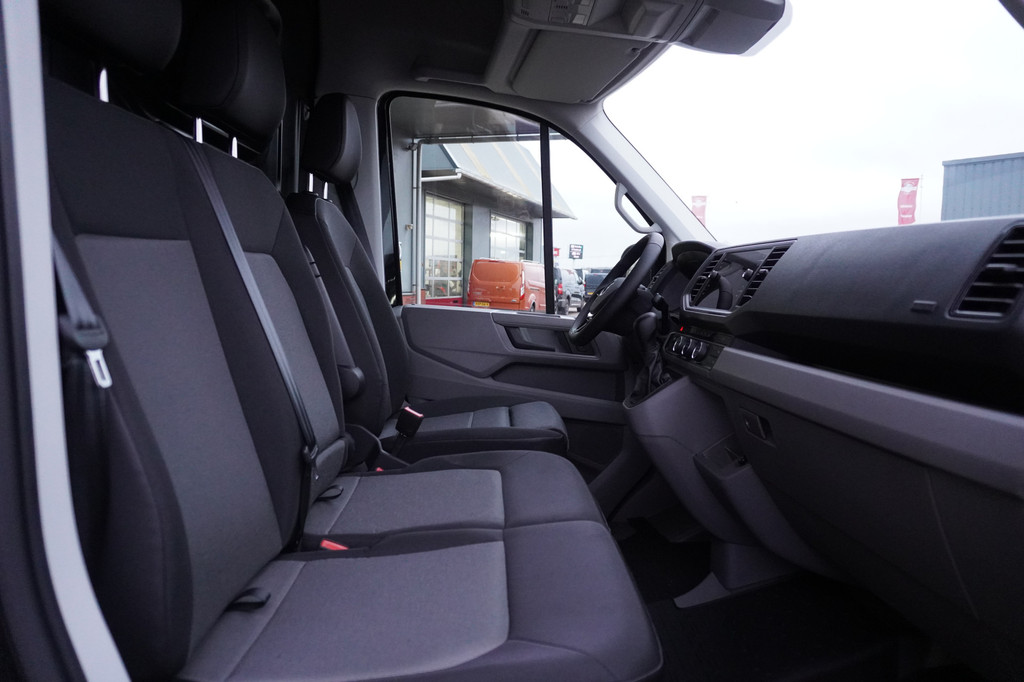 Volkswagen Crafter 35 2.0 TDI 177PK L3H3 Autmaat nr. V120 | Climat | Navi | Cruise | Camera 11
