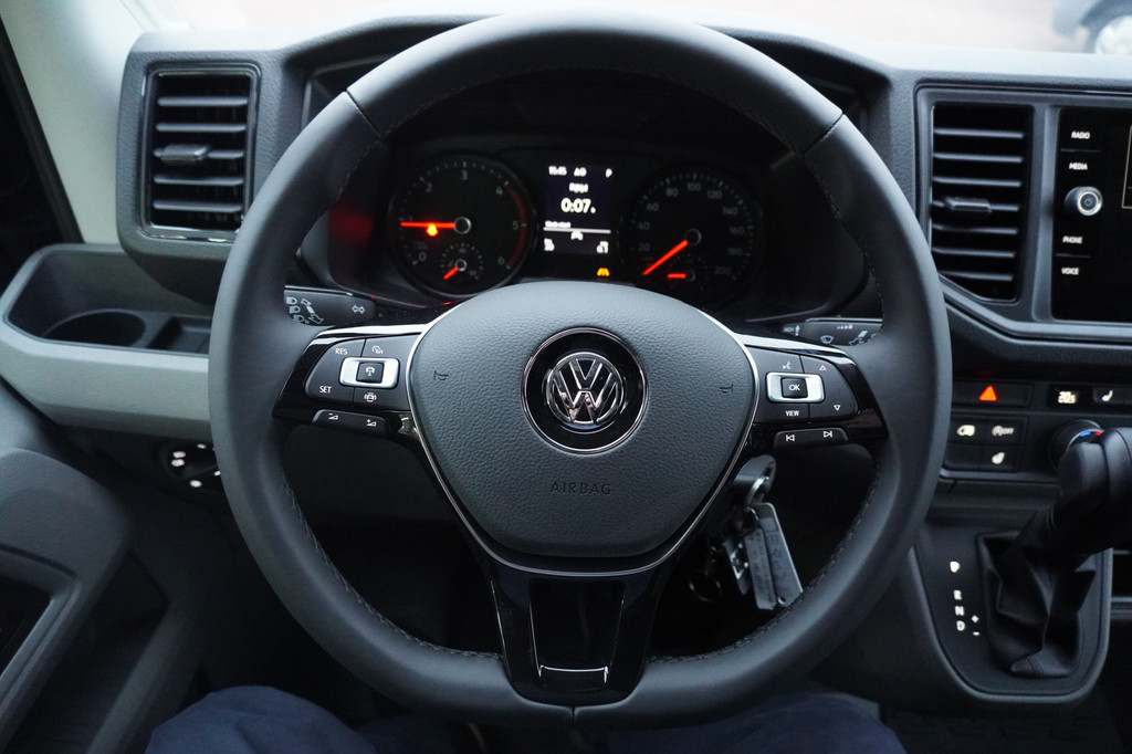 Volkswagen Crafter 35 2.0 TDI 177PK L3H3 Autmaat nr. V120 | Climat | Navi | Cruise | Camera 16