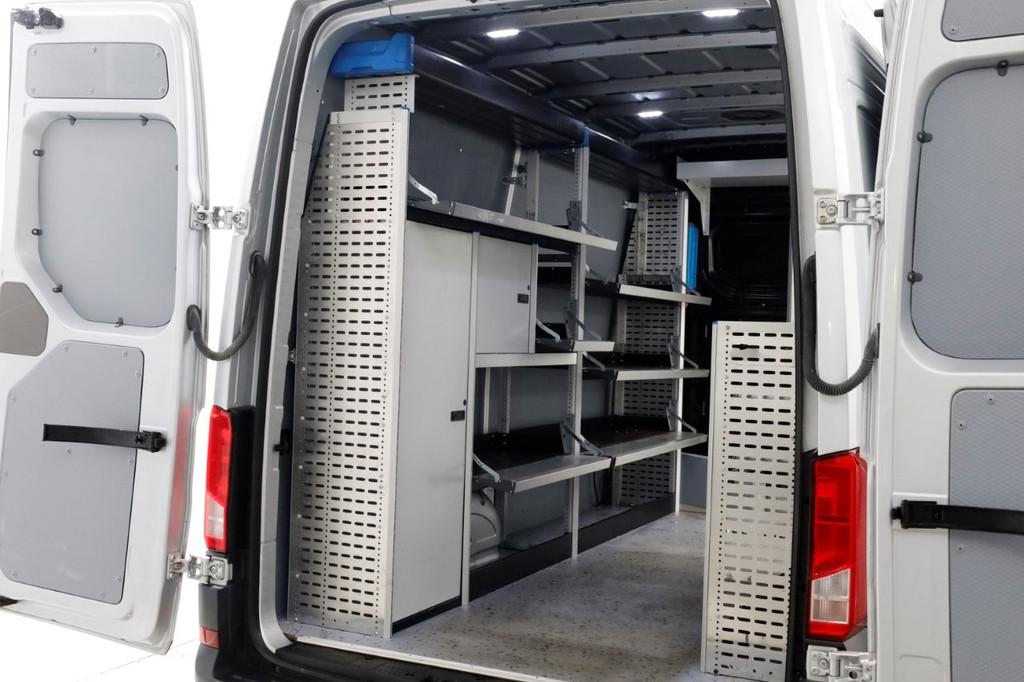 Volkswagen Crafter 35 2.0 TDI 177pk L3H3 (L2H2) Highline LED/ACC/Inrichting 06-2018 11