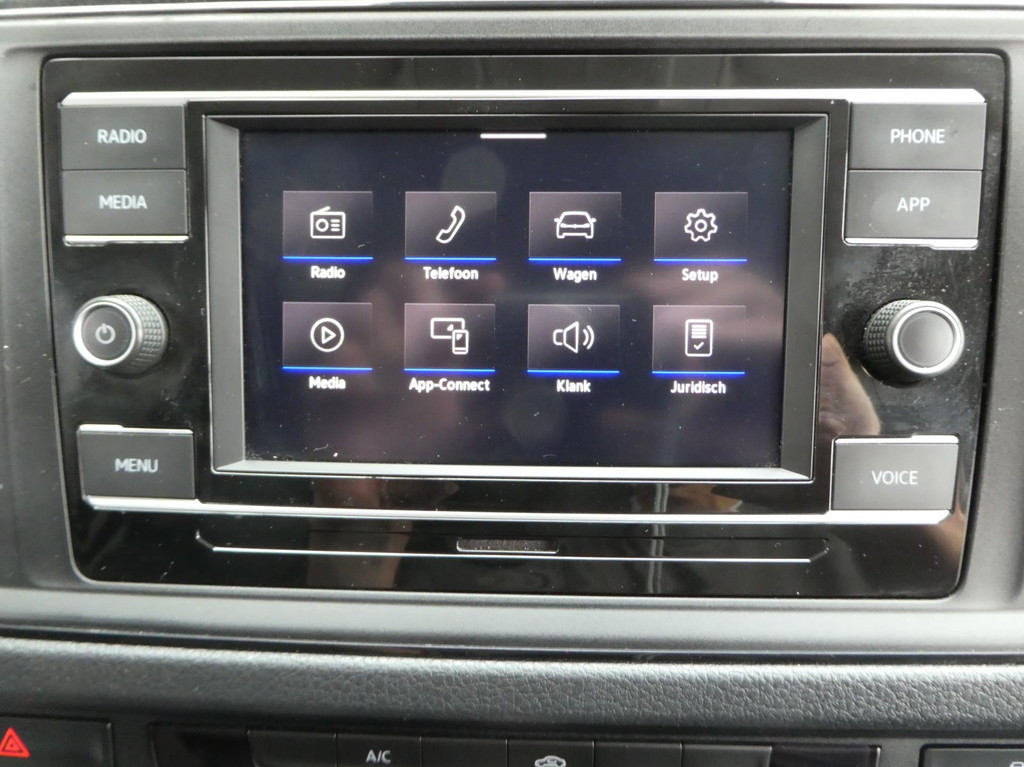 Volkswagen Crafter 35 2.0 TDI 180 pk L3H3 ( L2H2) airco, apple carplay ,camera ,trekhaak 10