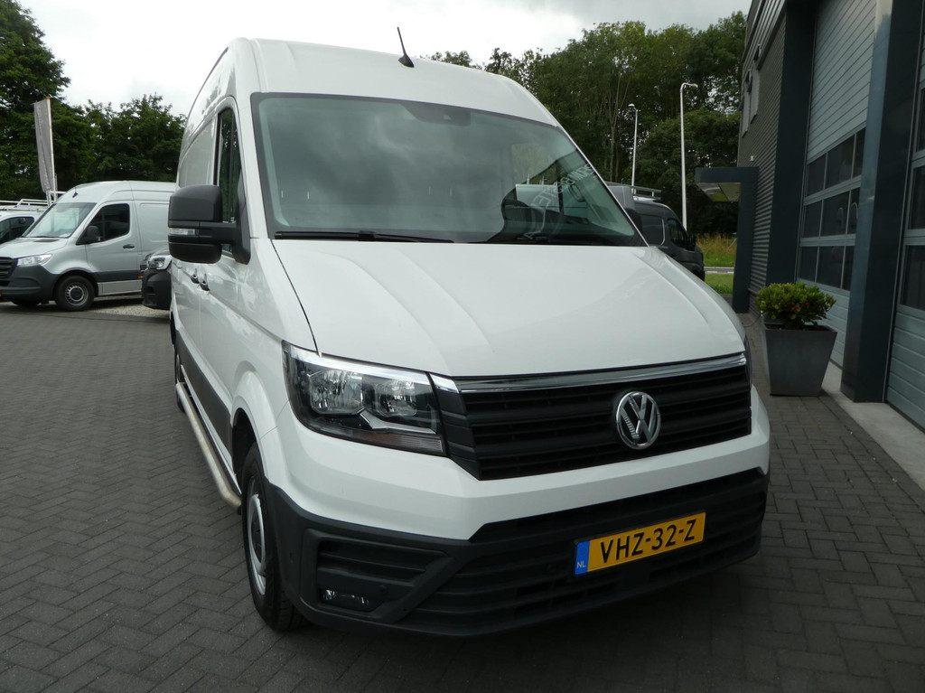 Volkswagen Crafter 35 2.0 TDI 180 pk L3H3 ( L2H2) airco, apple carplay ,camera ,trekhaak 20