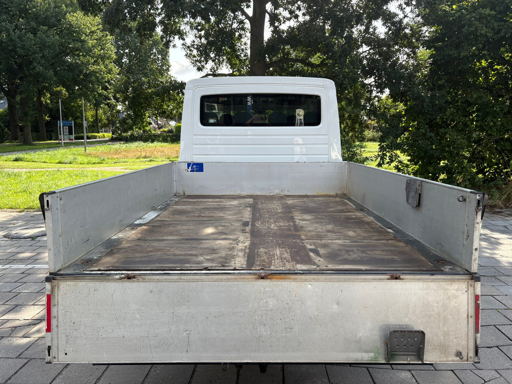 Volkswagen Crafter 35 2.0 TDI HIGHLINE 180 PK, EURO6, 6P, laadbak, airco, cruise, apple carplay, trekhaak 3500 KG 8