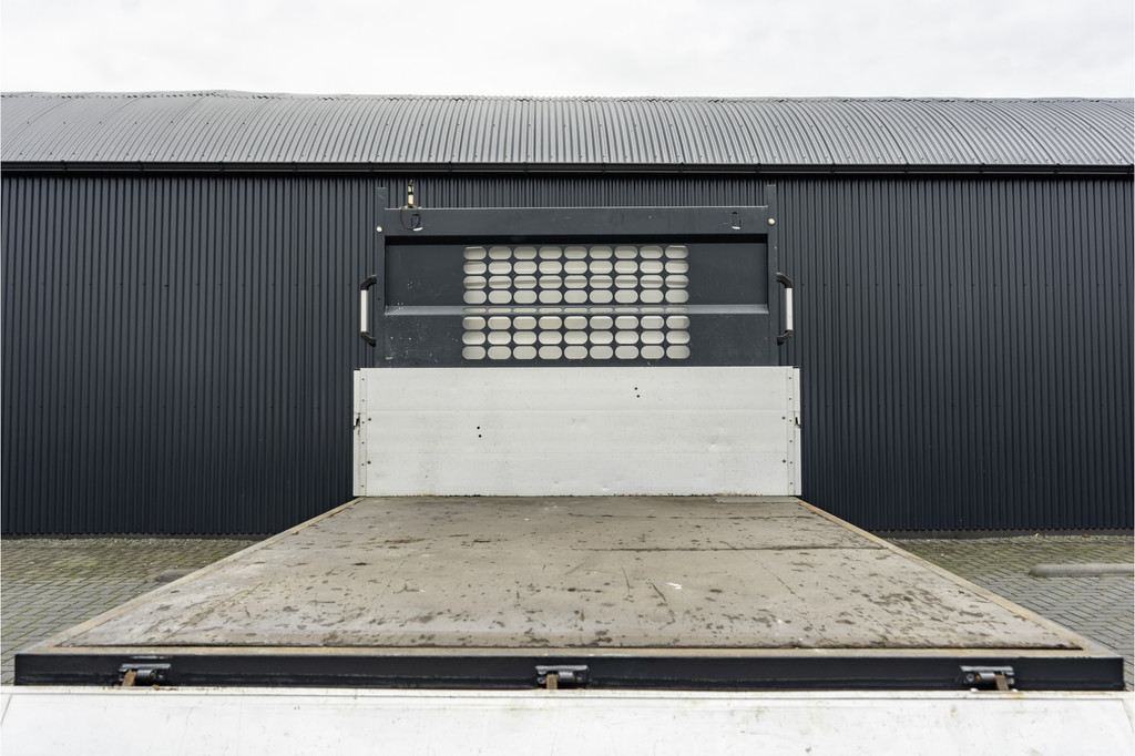 Volkswagen Crafter 35 2.0 TDI | Kipper | DC | 6-Zits | Cruise | Airco | Euro 6 10