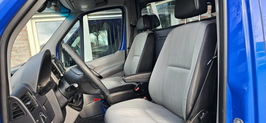 Volkswagen Crafter 35 2.0 TDI L2H2 Airco! Marge! Cruise Control! NAP! Nette Bus! PDC! 14