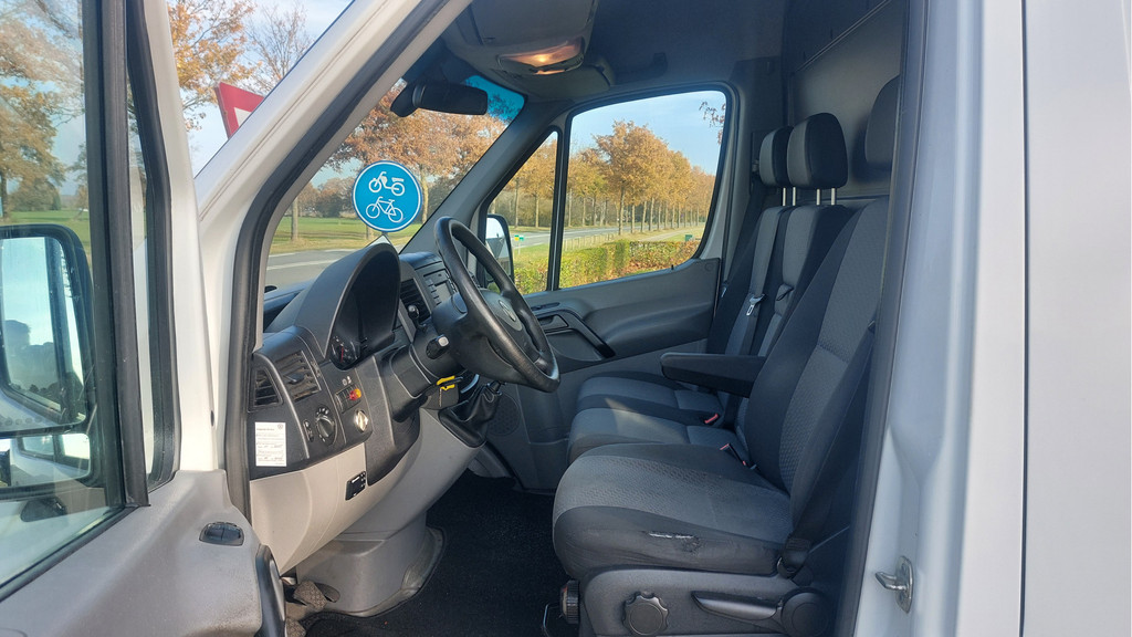 Volkswagen Crafter 35 2.0 TDI L2H2 DAG/NACHT AIRCO BJ 2014 10