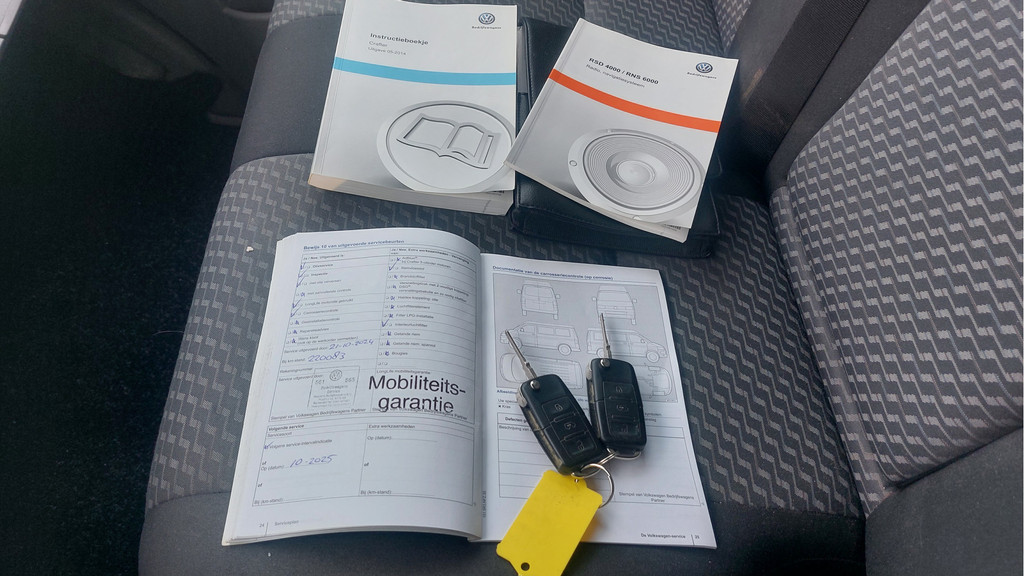 Volkswagen Crafter 35 2.0 TDI L2H2 DAG/NACHT AIRCO BJ 2014 7