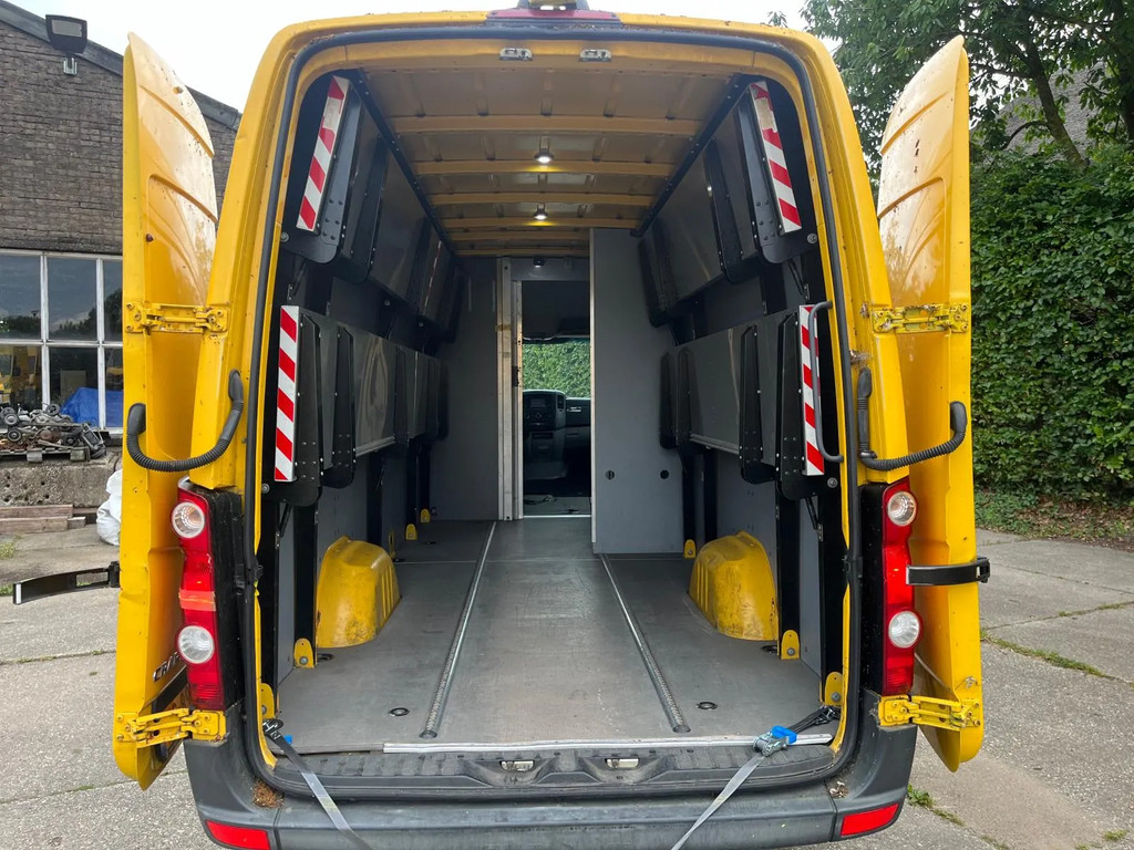 Volkswagen Crafter 35 2.0 TDI L3H2 20