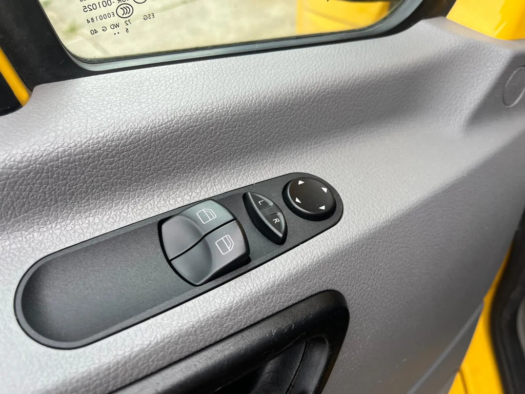 Volkswagen Crafter 35 2.0 TDI L3H2 7