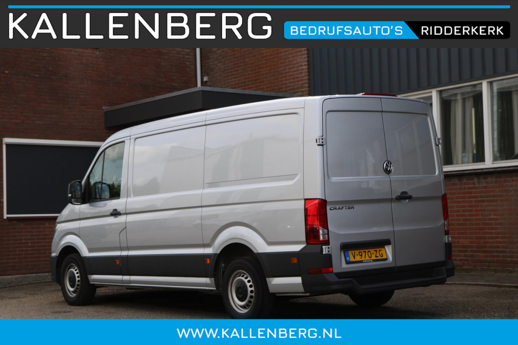 Volkswagen Crafter 35 2.0 TDI L3H2 / App connect / Gev. Stoel / Cruise / dealer onderhouden 10