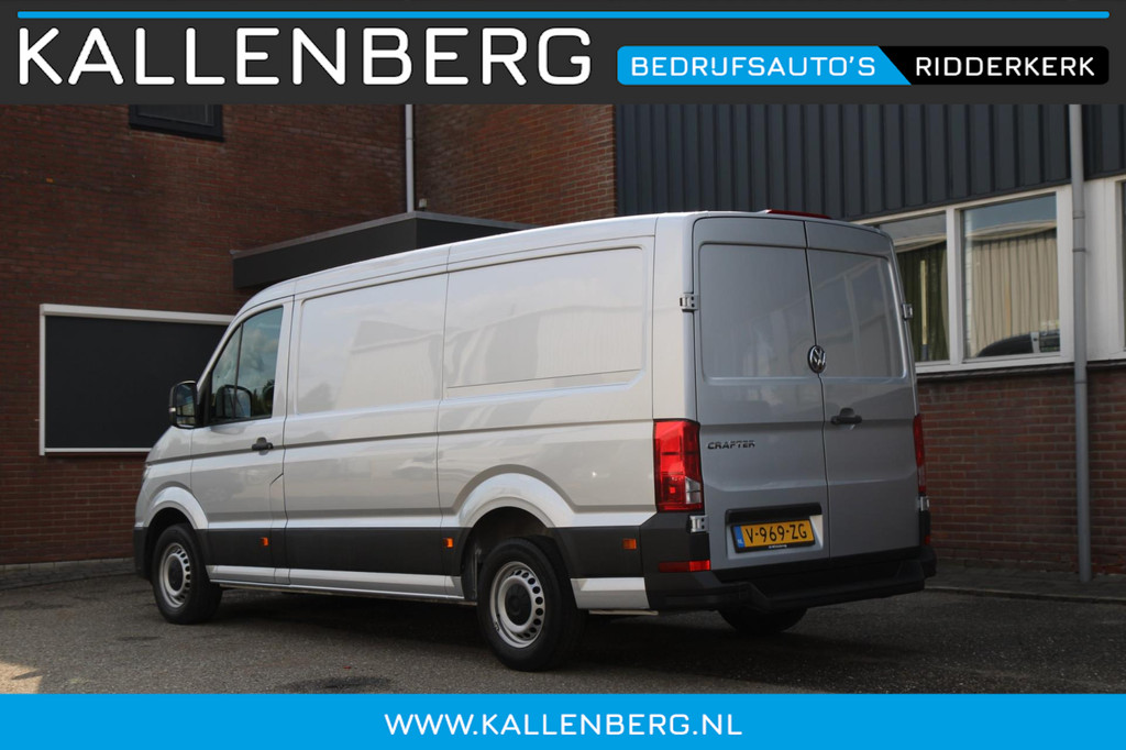 Volkswagen Crafter 35 2.0 TDI L3H2 / App connect / Gev. Stoel / Cruise / dealer onderhouden 10