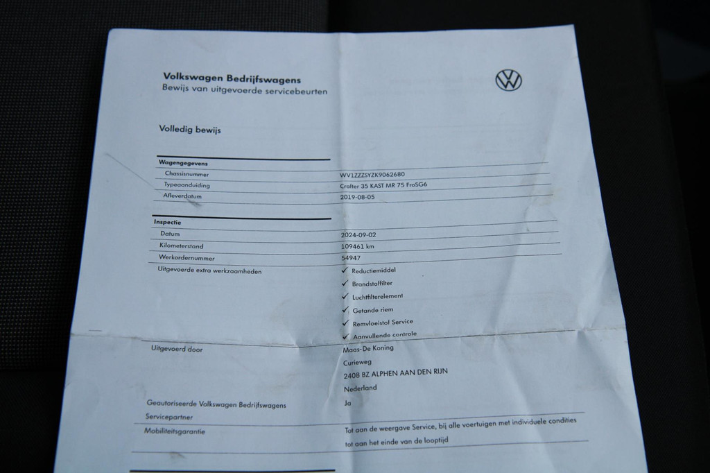 Volkswagen Crafter 35 2.0 TDI L3H2 / App connect / Gev. Stoel / dealer onderhouden 15