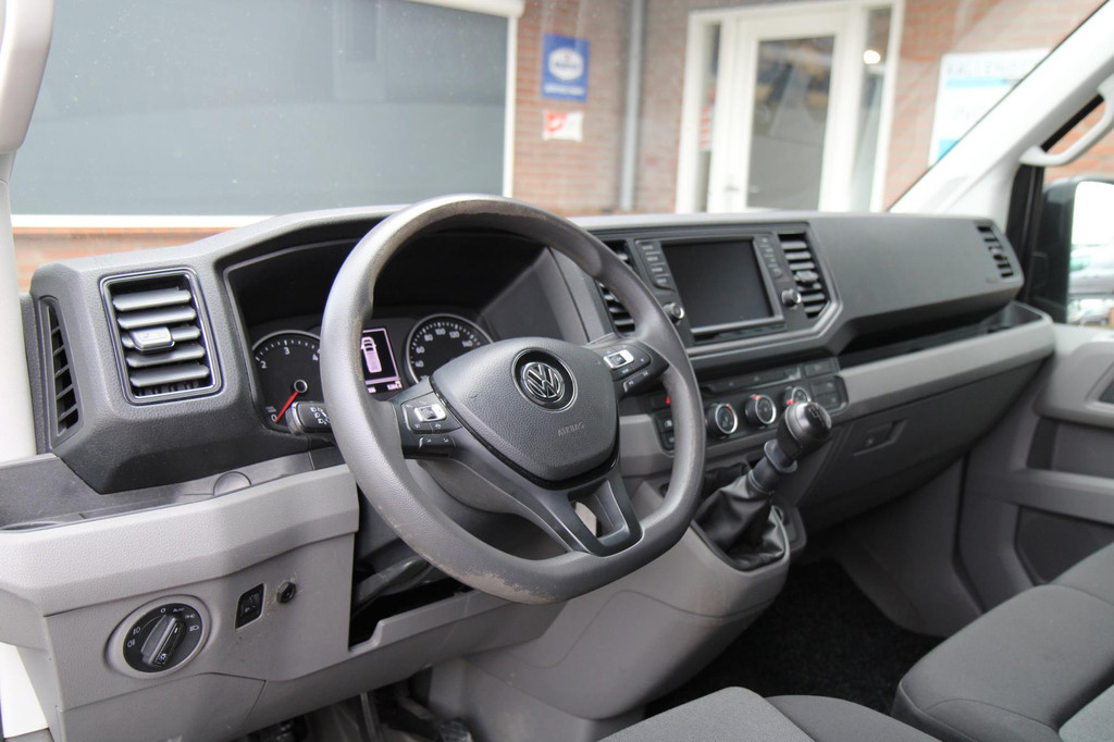 Volkswagen Crafter 35 2.0 TDI L3H3 140PK / Trekhaak / Camera / 3000 trekgewicht 16