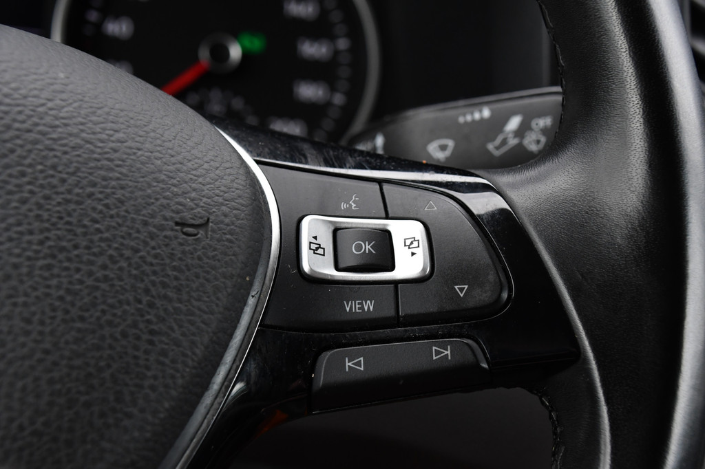 Volkswagen Crafter 35 2.0 TDI L3H3 Black Edition Adaptieve Cruise, Camera, Carplay, 177pk, Automaat, LED, Stoelverwarming, Multimedia, BOM VOL! 19