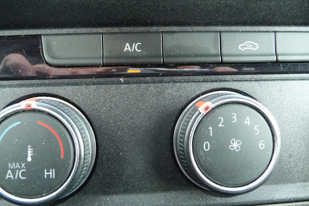 Volkswagen Crafter 35 2.0 TDI L3H3 Comfortline voorheen L2H2 FWD 140 pk 12-23 trekhaak 3000kg 9