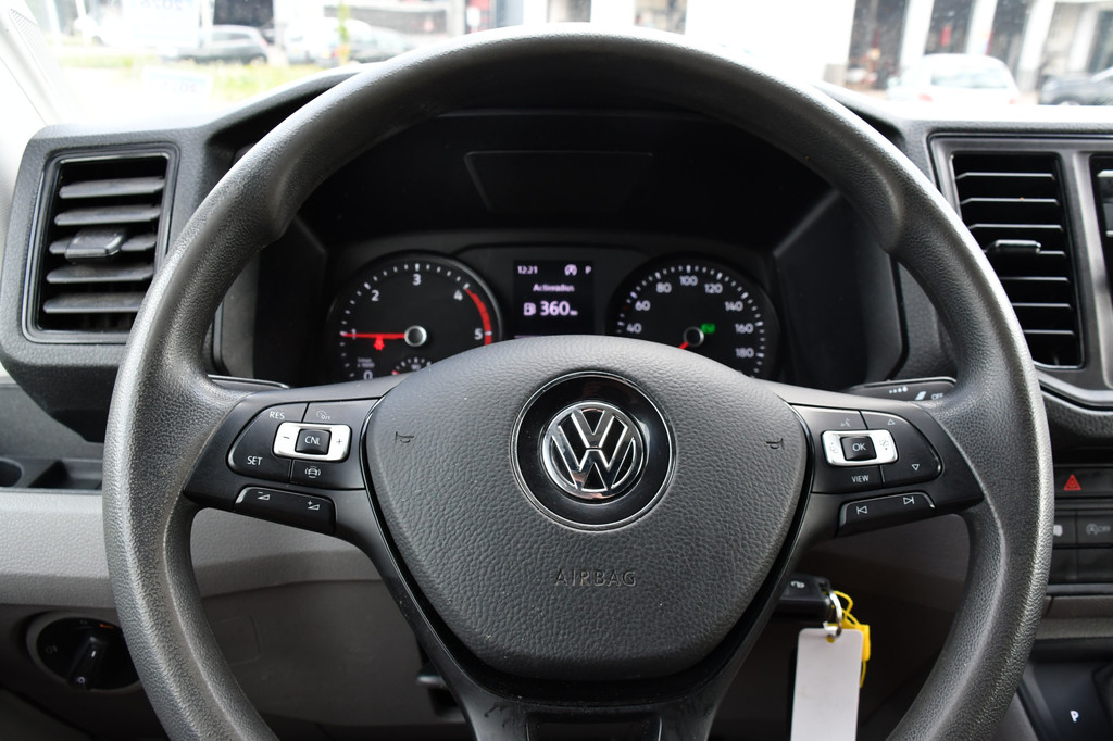 Volkswagen Crafter 35 2.0 TDI L3H3 Highline Black Edition Camera, Cruise, Carplay, Sensoren, Automaat, 140pk, Multimedia, LED, Uniek! 18