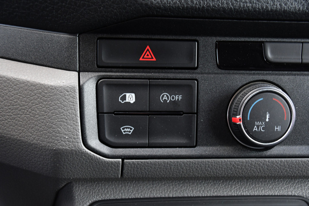 Volkswagen Crafter 35 2.0 TDI L3H3 Highline Camera, Carplay, LED, 140pk, Automaat, Voorruit verwarming, Uniek! 21