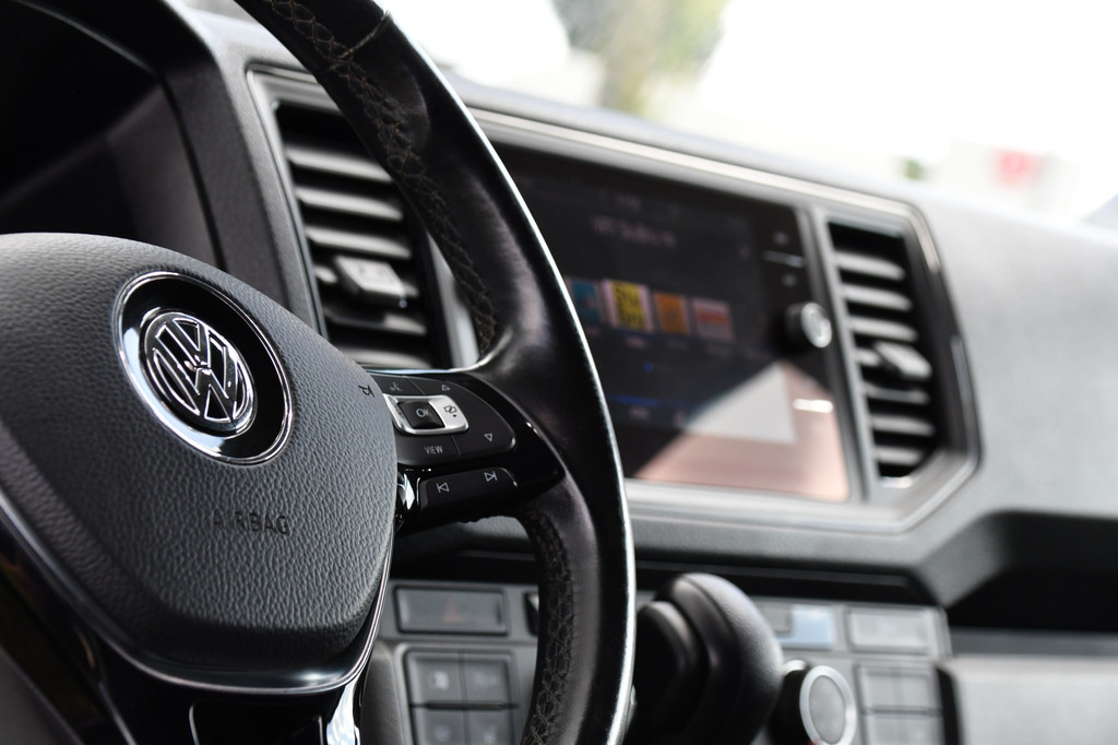 Volkswagen Crafter 35 2.0 TDI L3H3 Highline PB Edition Cruise, Camera, Carplay, 177pk, LED, Automaat, Leder, Multimedia, Uniek! 17