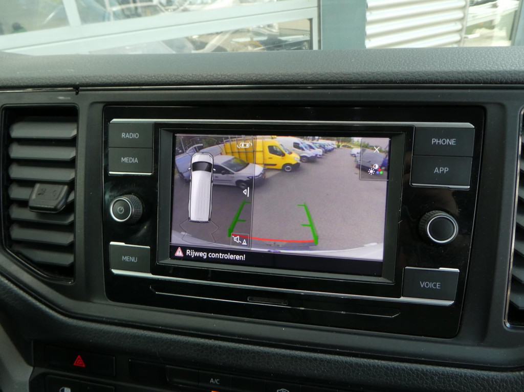 Volkswagen Crafter 35 2.0 TDI L3H3 (L2H2) Airco, Camera, Trekhaak, 11