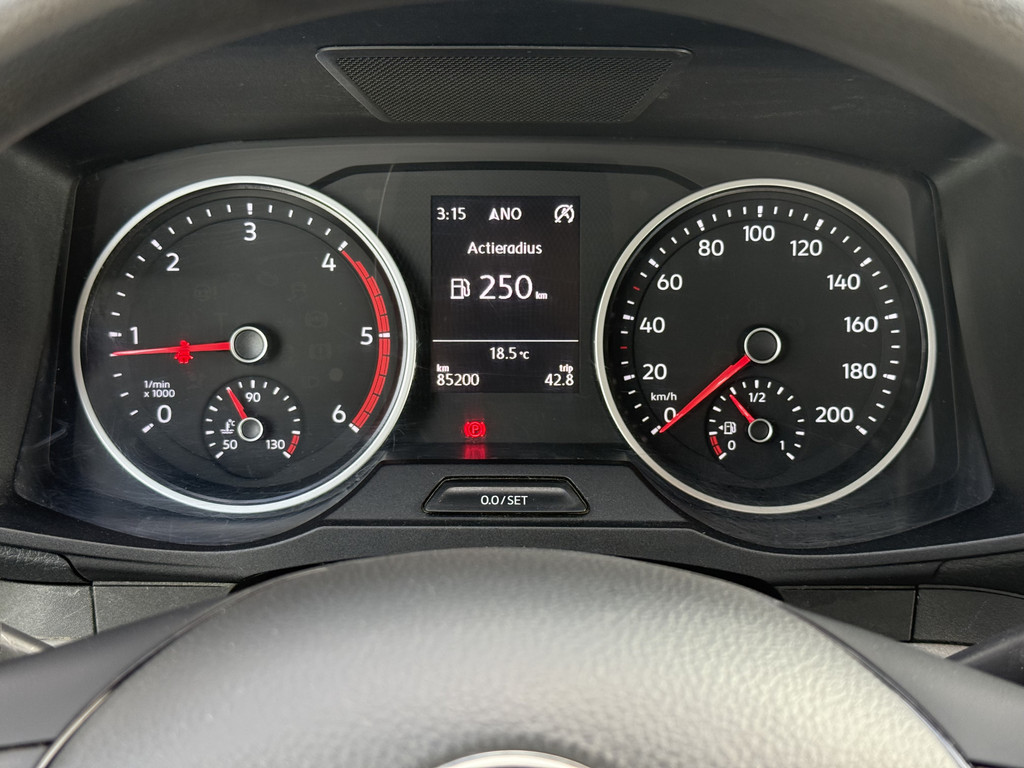 Volkswagen Crafter 35 2.0 TDI L3 Open laadbak | Pick up | 3T Trekgew. | Navi | Adapt. Cruisec. 18