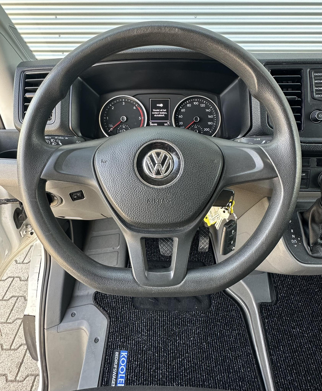 Volkswagen Crafter 35 2.0 TDI L4 EL Highline Bakwagen Automaat 180pk 12