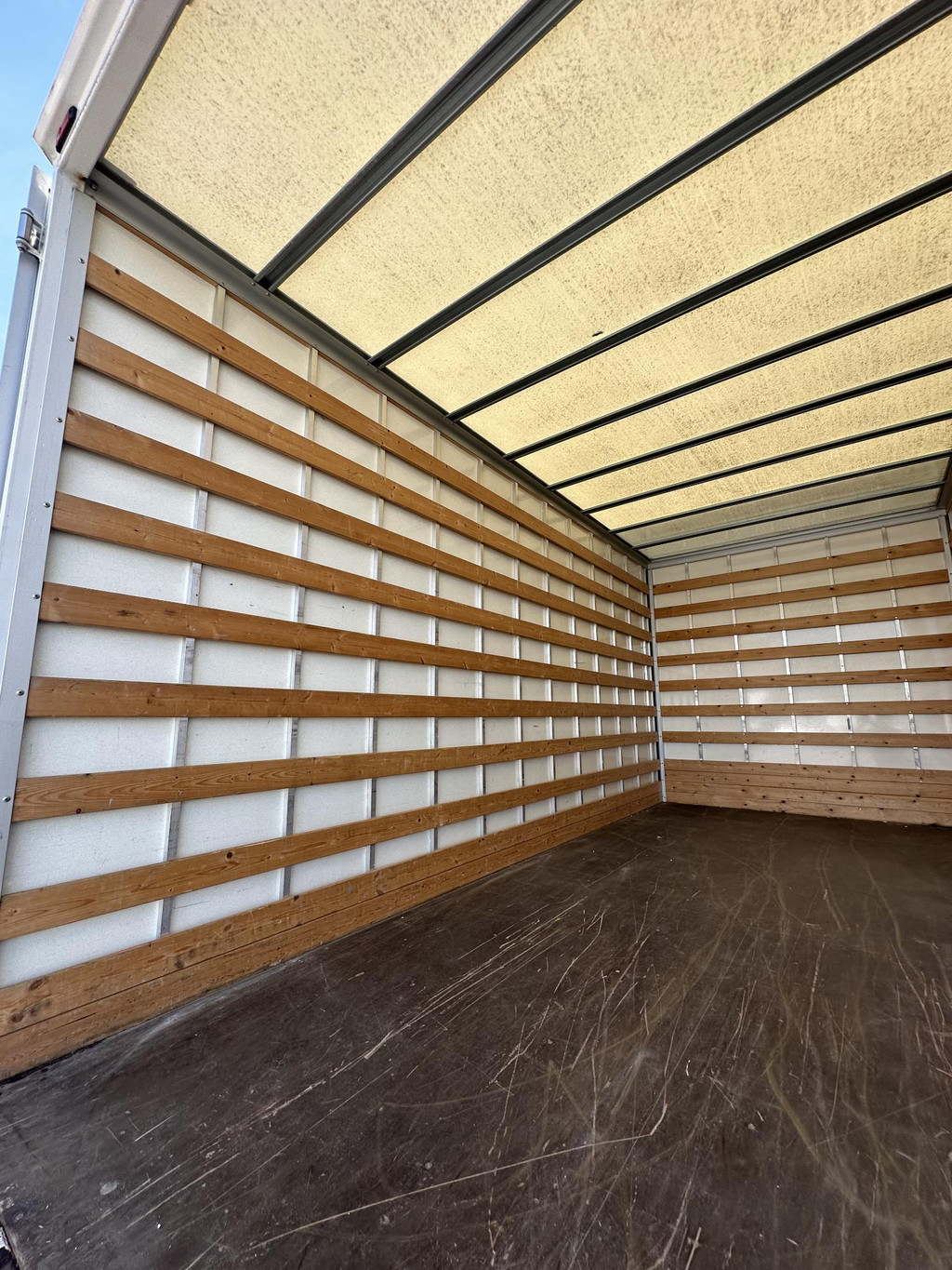 Volkswagen Crafter 35 2.0 TDI L4 EL Highline Bakwagen Automaat 180pk 16