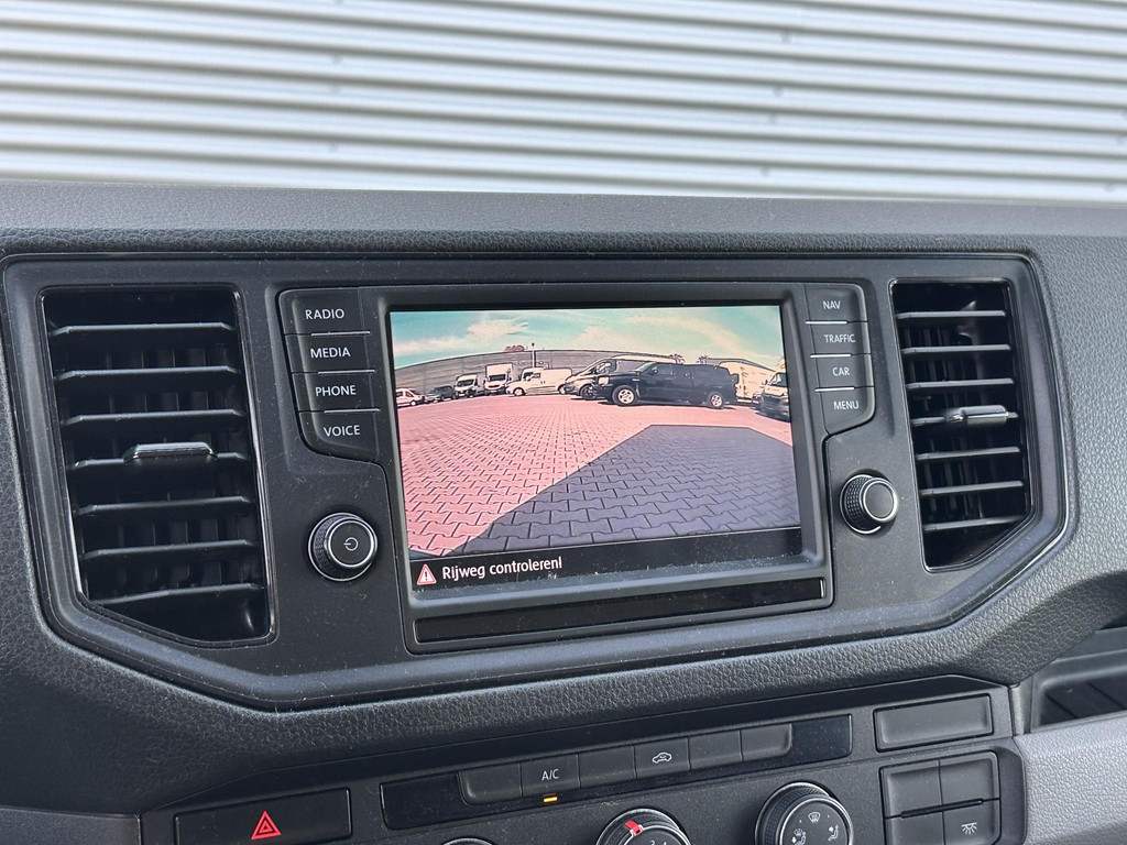 Volkswagen Crafter 35 2.0 TDI L4 EL Highline Bakwagen Automaat 180pk 17