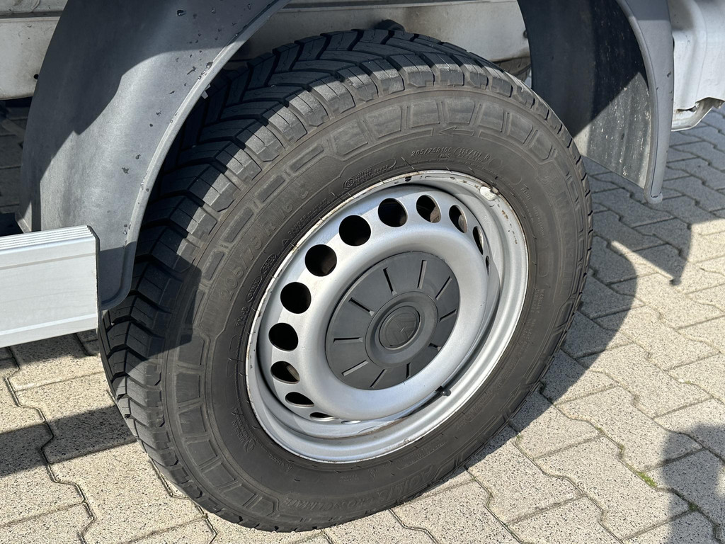 Volkswagen Crafter 35 2.0 TDI L4 EL Highline Bakwagen Automaat 180pk 18