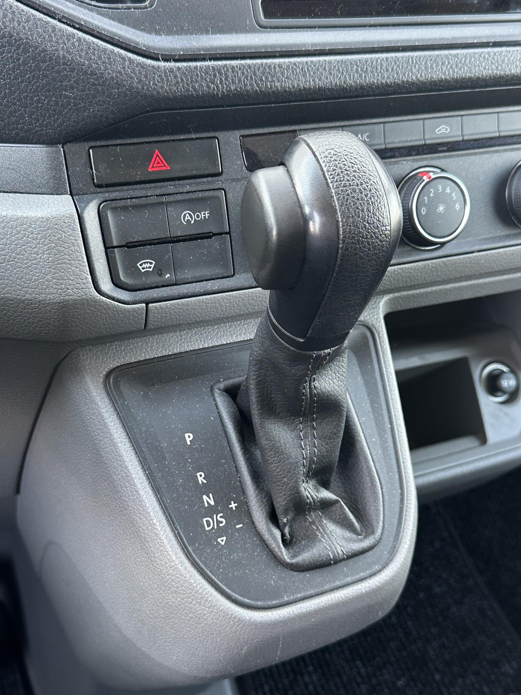 Volkswagen Crafter 35 2.0 TDI L4 EL Highline Bakwagen Automaat 180pk 9