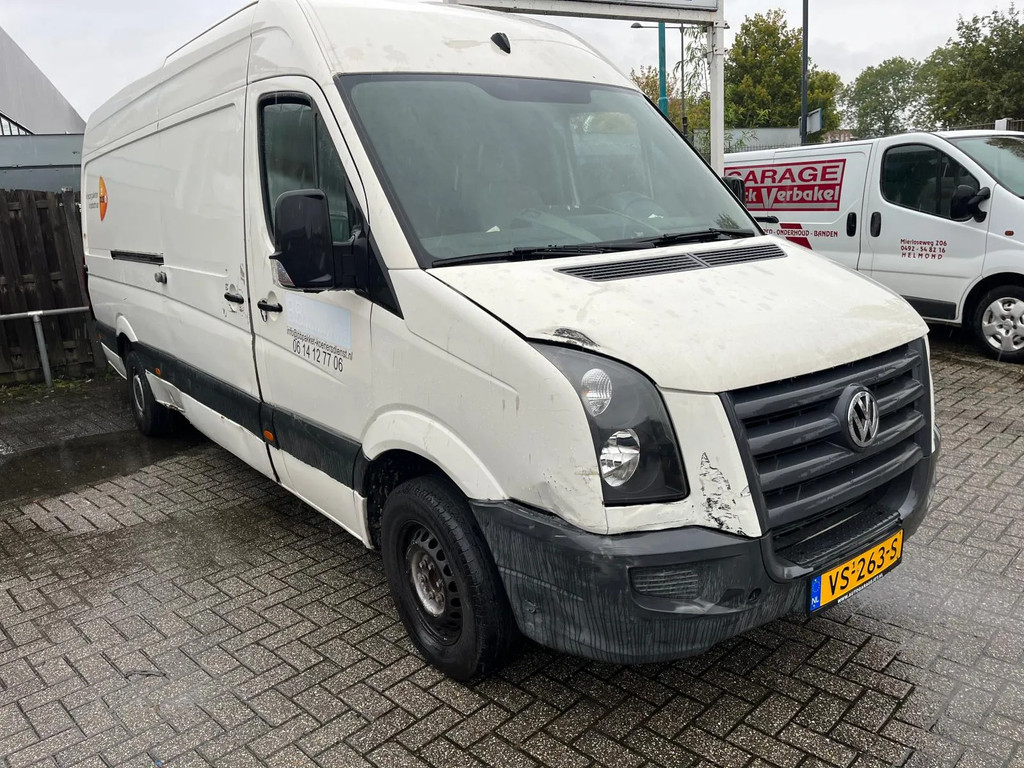 Volkswagen Crafter 35 2.5 TDI L3 10