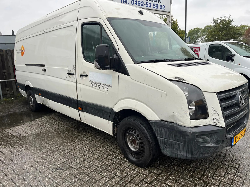 Volkswagen Crafter 35 2.5 TDI L3 11