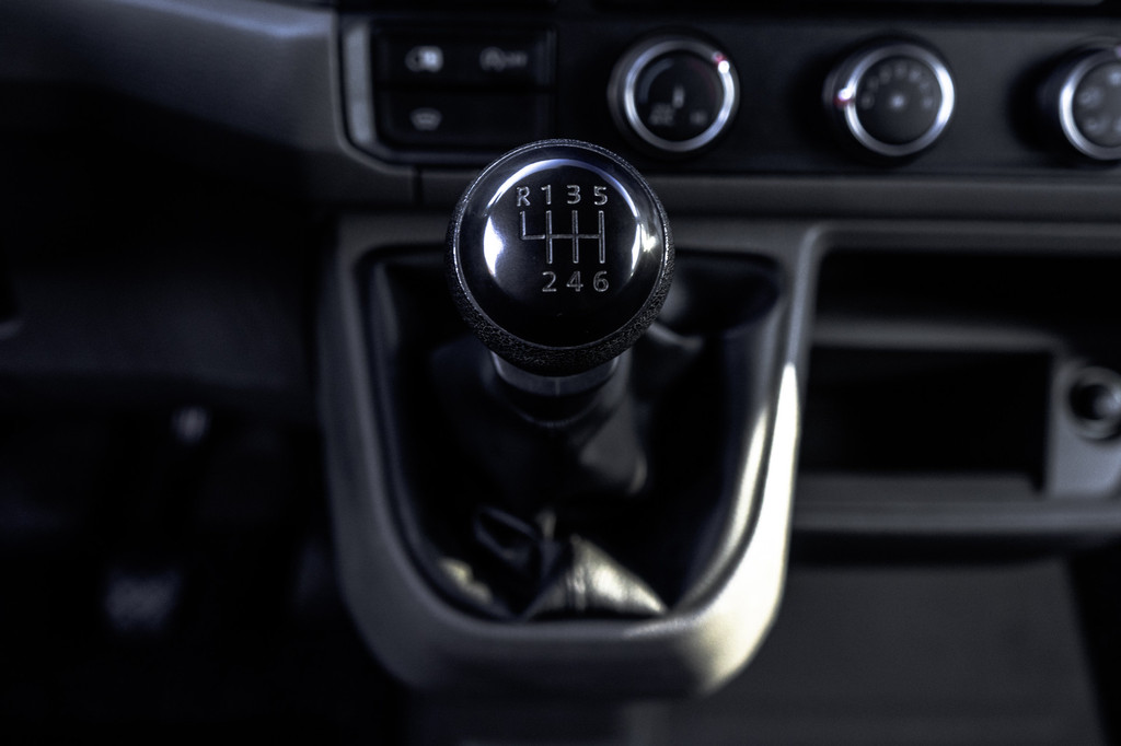 Volkswagen Crafter 35 TDI | L3H3 | CarPlay | Navi | 3T Trekgewicht | Cruise | Airco | PDC | Euro 6 17