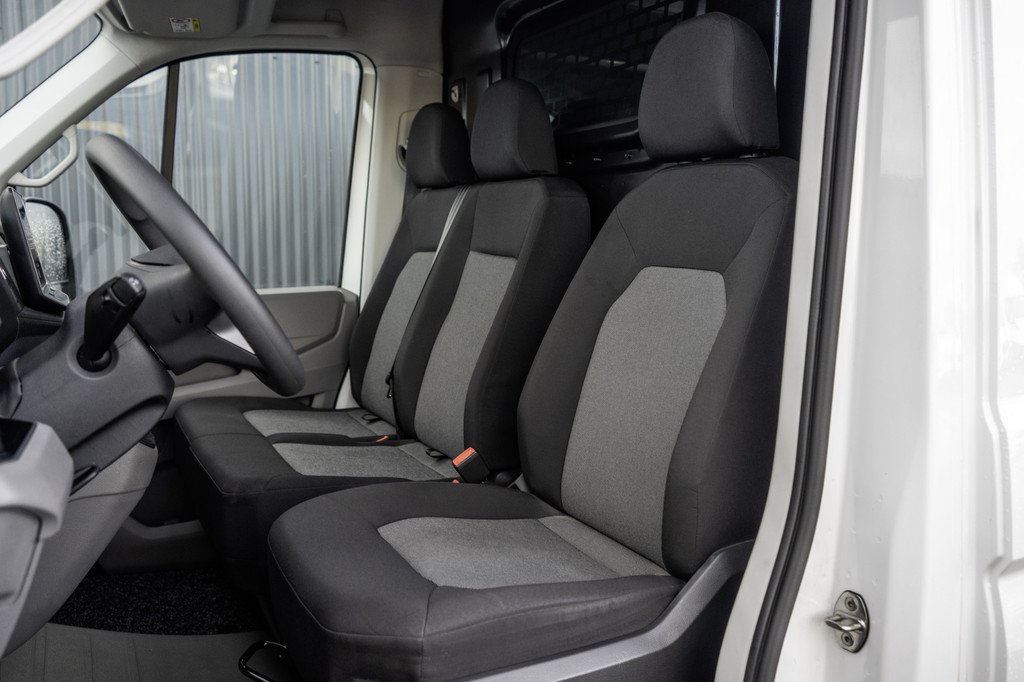 Volkswagen Crafter 35 TDI | L4H3 | NW Model | 140PK | Camera | CarPlay | Navigatie | Climate | PDC | Euro 6 14