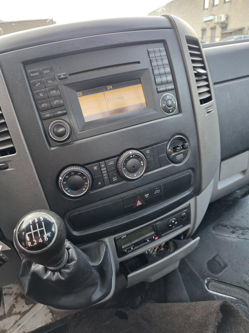 Volkswagen Crafter 46 2.0 TDI L2H1 Dubbel lucht Moter schade/Broken 13