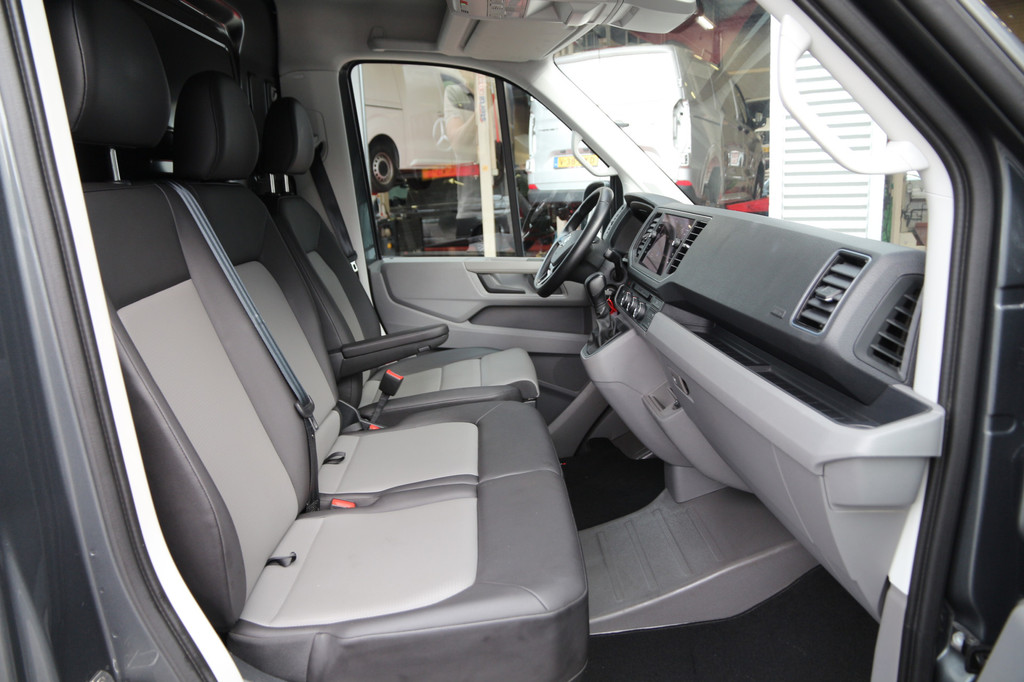 Volkswagen Crafter 50 2.0 TDI 163PK | Aut. | N1 | 3.5t trekgewicht | Navi | Camera | Airco.. 9