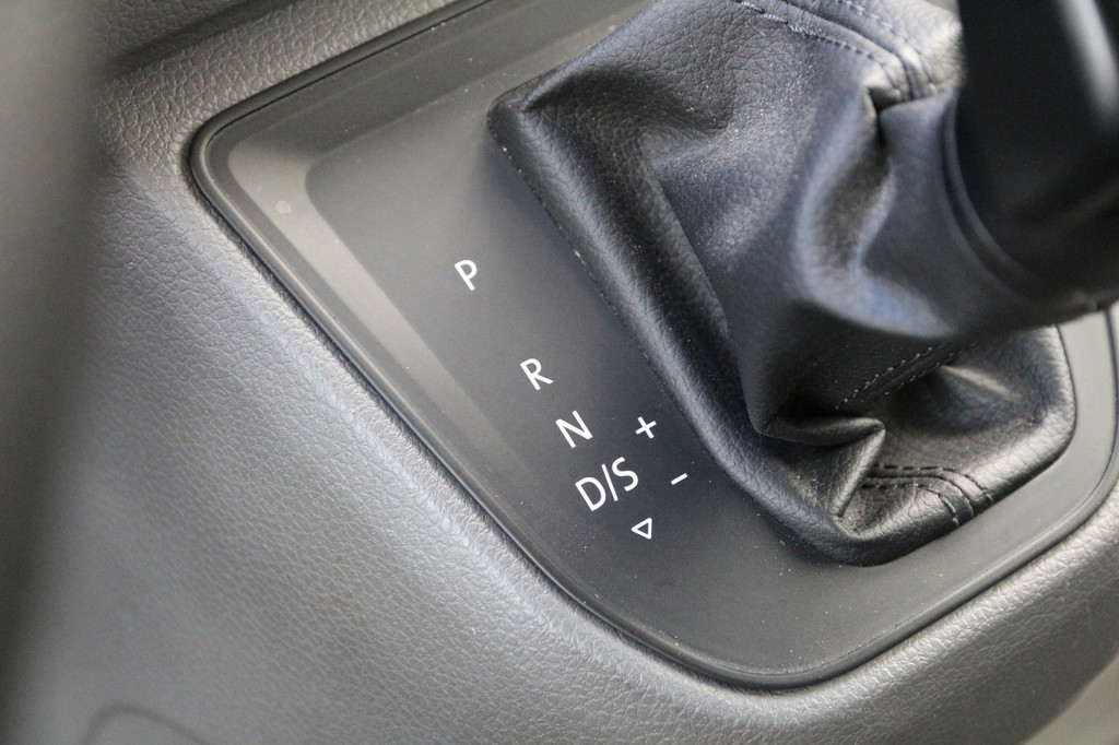 Volkswagen Crafter 50 2.0 TDI 177 | Aut. | 610x223x223 | 2.250kg laadvermogen | Clixtar | Uniek!! 10