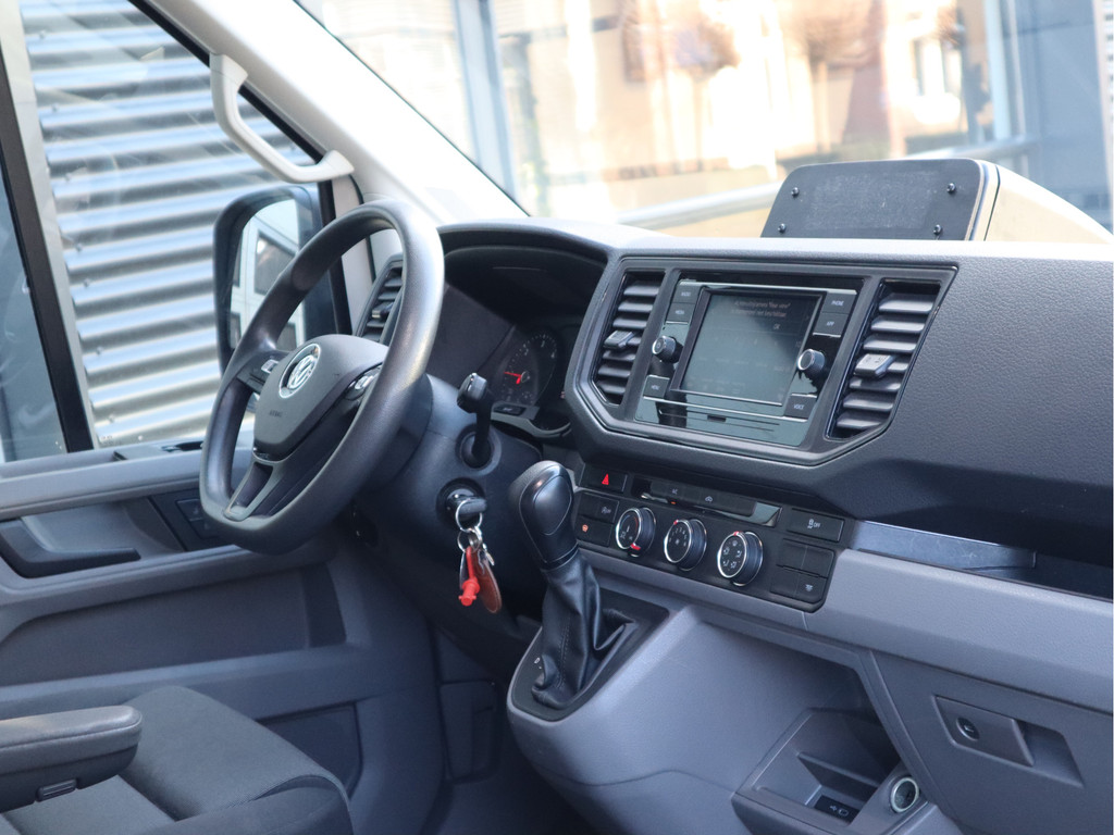 Volkswagen Crafter 50 2.0 TDI 177pk Euro 6 Automaat Bakwagen - Laadklep - Camera 11