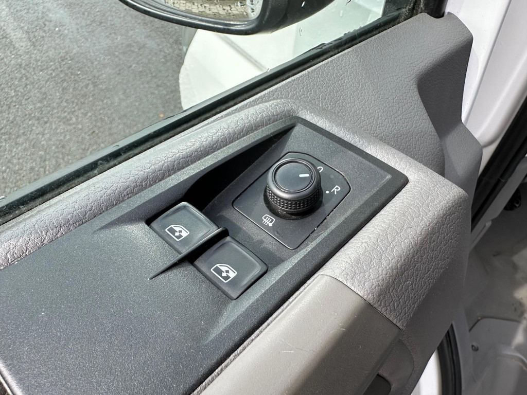 Volkswagen Crafter 50 2.0 TDI L5 DL Glasresteel | LED | Airco | cruise | 19