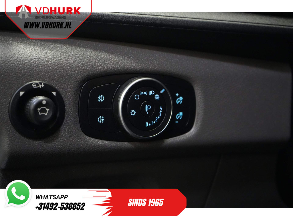 Volkswagen Crafter (Transit) 2.0 TDCI 130 pk L3H2 DC Dubbel Cabine 7 Pers./ Riem V.V./ Adapt. Cruise/ CarPlay/ PDC/ Navi/ Camera/ Airco/ Trekhaak 18