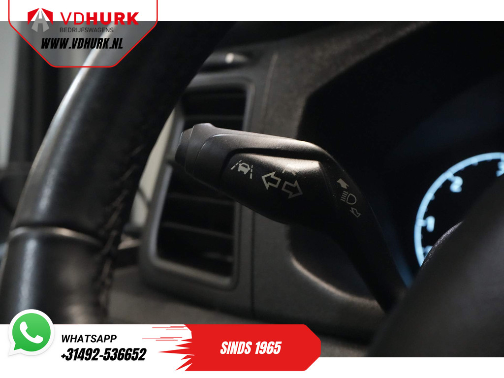 Volkswagen Crafter (Transit) 2.0 TDCI 130 pk L3H2 DC Dubbel Cabine 7 Pers./ Riem V.V./ Adapt. Cruise/ CarPlay/ PDC/ Navi/ Camera/ Airco/ Trekhaak 20