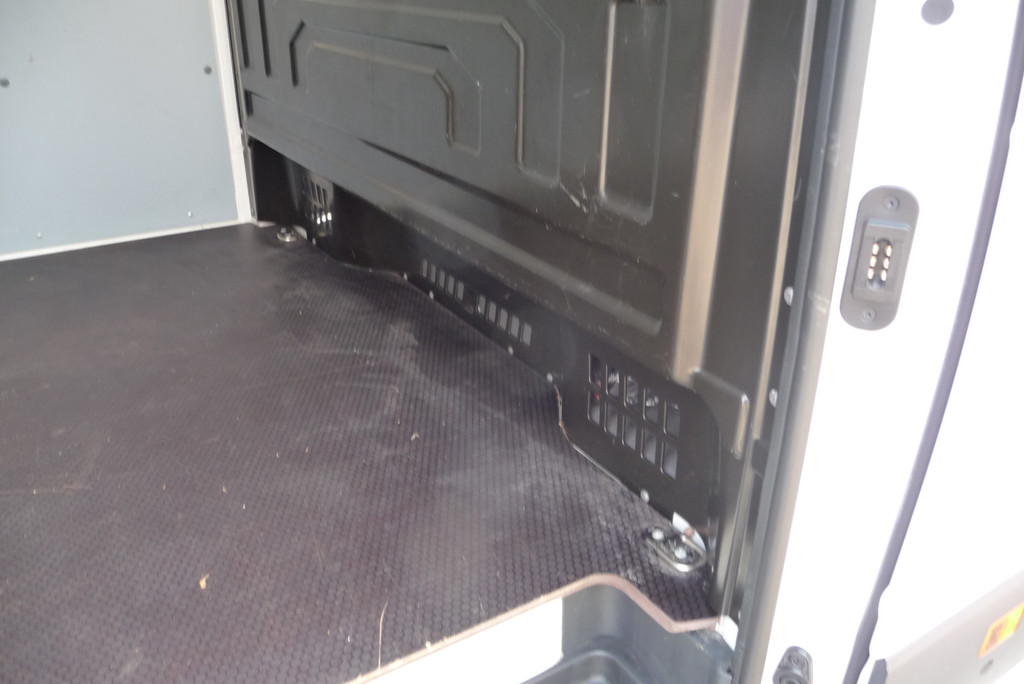 Volkswagen Crafter e-Crafter L3H3 36 kWh Autm voorheen L2H2 133Km actieradius 2-2022 9