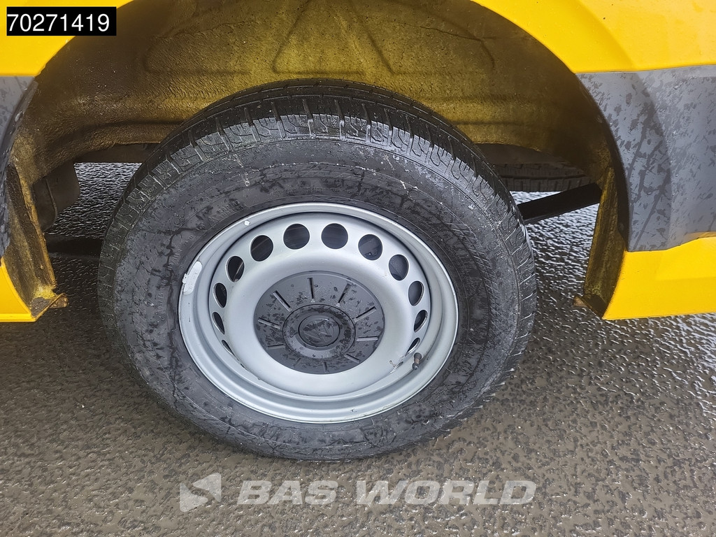 Volkswagen Crafter 140pk Automaat L3H2 Navi Camera Airco Cruise L2H1 10m3 Airco Cruise control 19