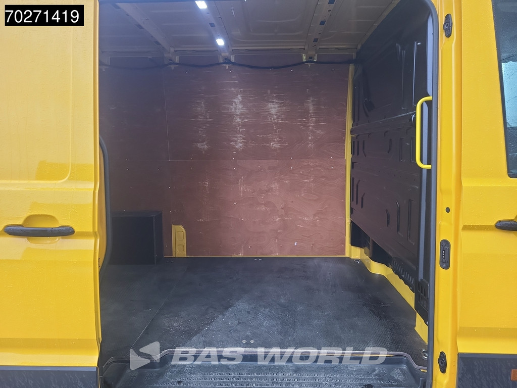 Volkswagen Crafter 140pk Automaat L3H2 Navi Camera Airco Cruise L2H1 10m3 Airco Cruise control 8
