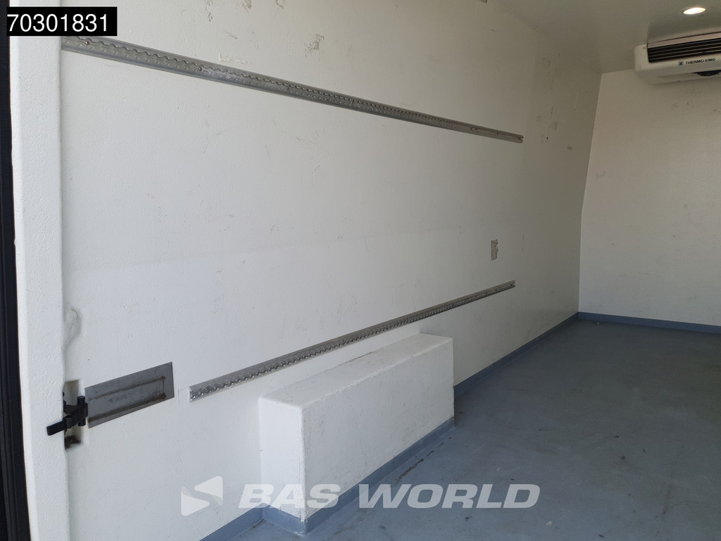 Volkswagen Crafter 140pk Bi Temp Koelwagen Vriezer Themo King V-300 MAX Airco Euro6 Koel Koeler Vries Kühler Kühl Kühlwagen Frigo 12m3 Airco Cruise control 8