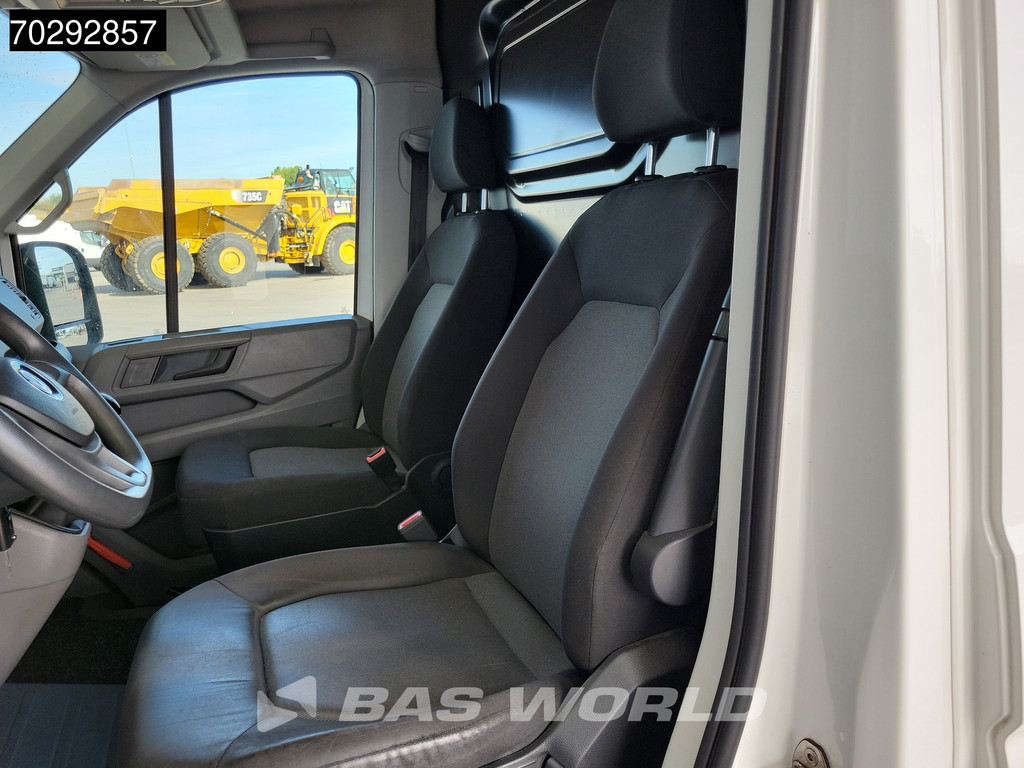 Volkswagen Crafter 140pk L3H3 Veba Box Navi Airco Cruise Parkeersensoren Euro6 APK 08-2026 L2H2 12m3 Airco Cruise control 13