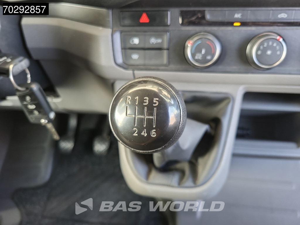 Volkswagen Crafter 140pk L3H3 Veba Box Navi Airco Cruise Parkeersensoren Euro6 APK 08-2026 L2H2 12m3 Airco Cruise control 18