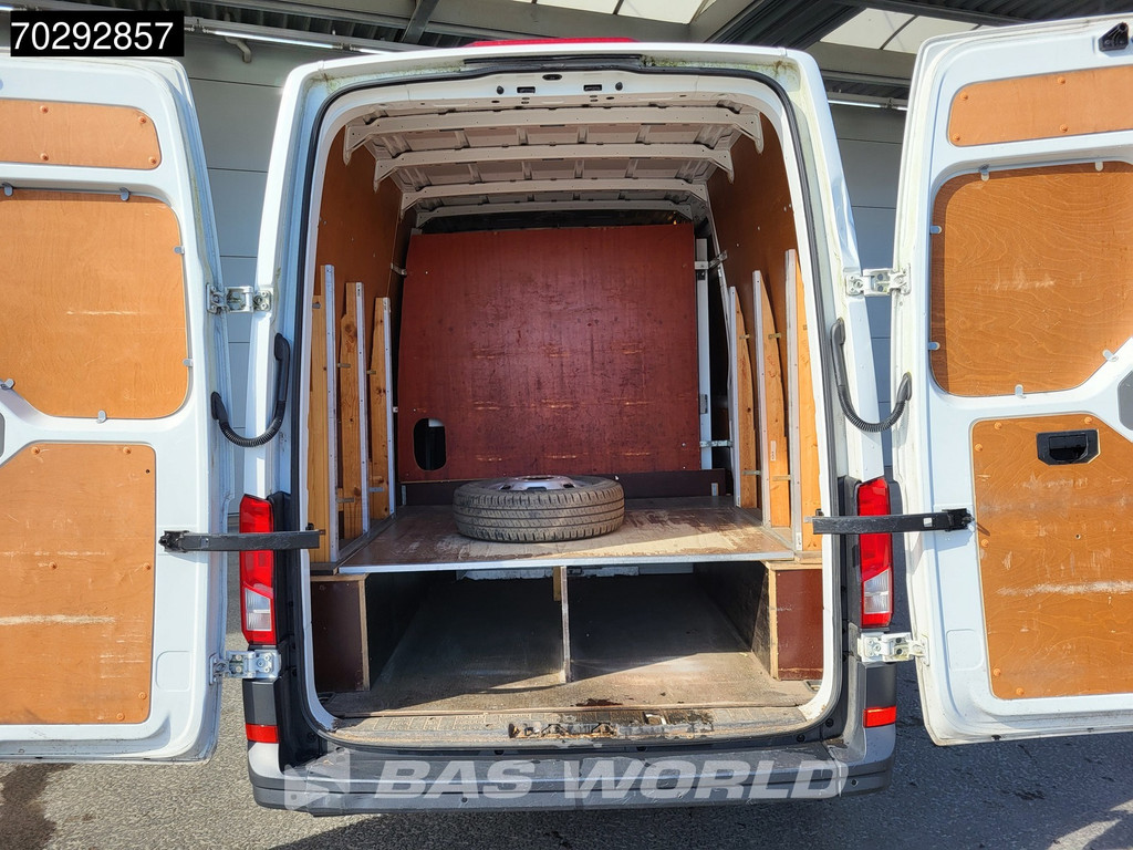 Volkswagen Crafter 140pk L3H3 Veba Box Navi Airco Cruise Parkeersensoren Euro6 APK 08-2026 L2H2 12m3 Airco Cruise control 7