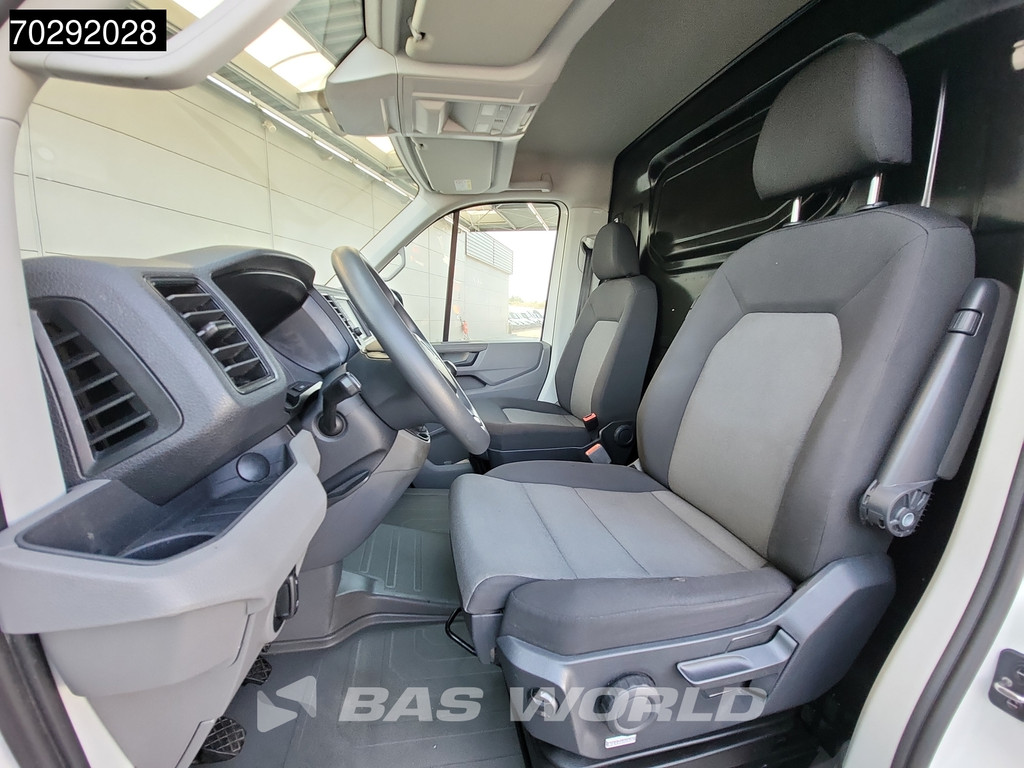 Volkswagen Crafter 177pk L3H3 Navi Airco Cruise Camera Parkeersensoren Euro6 L2H2 12m3 Airco Cruise control 10