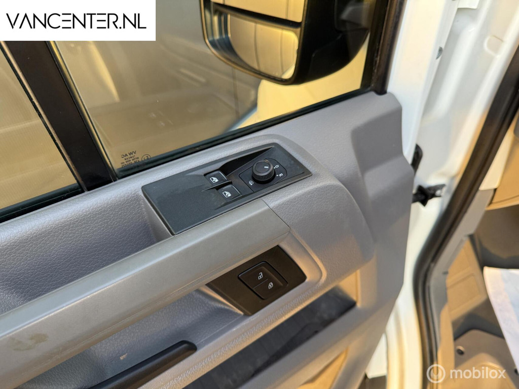 Volkswagen Crafter Bestel 30 2.0 TDI L3H3 9